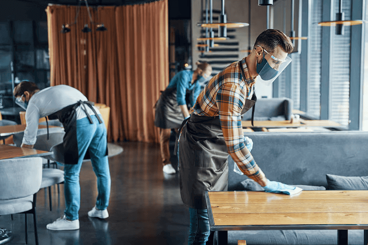 تنظيف المجمعات التجارية والمولات